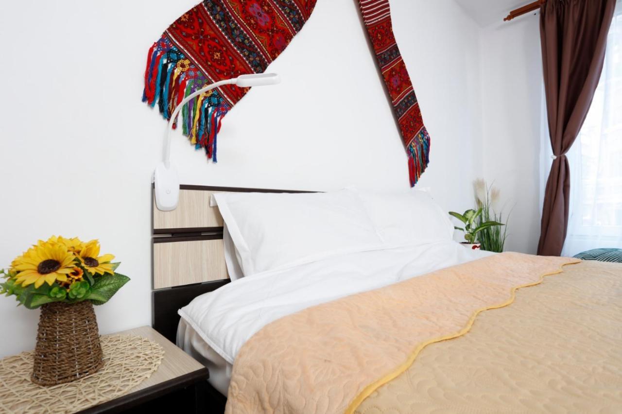 Traditional Romanian Apartments 布加勒斯特 外观 照片