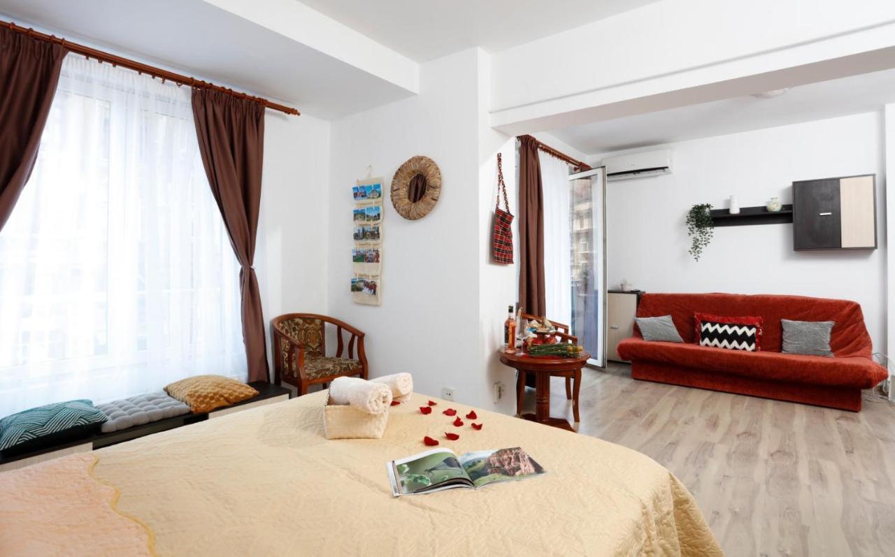 Traditional Romanian Apartments 布加勒斯特 外观 照片